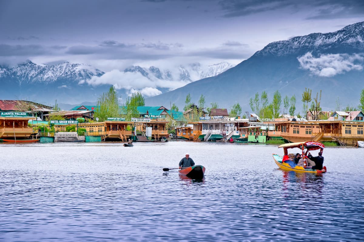 Day 01 Srinagar: Welcome to Kashmir